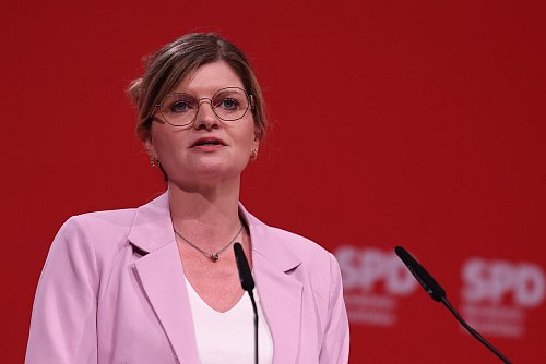 Die SPD wirft der Landesregierung die Vernachlässigung des Ruhrgebiets vor. (Archivbild) - © David Young/dpa