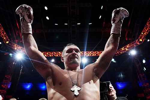 Usyk wird als «Legende» seines Sports gefeiert. - © Bradley Collyer/PA Wire/dpa
