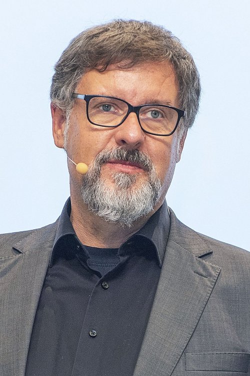 Andreas Jeide arbeitet für die Initiative Elektro+. - © ABB/dpa-tmn