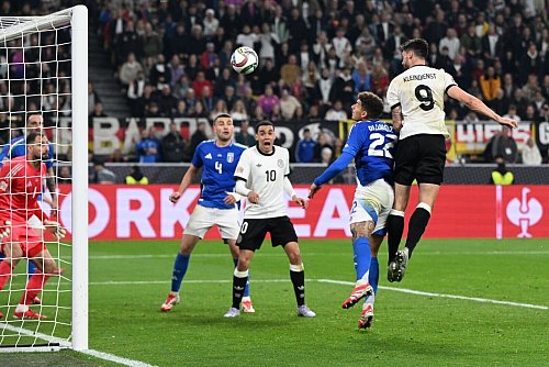 Auch in der Nationalmannschaft glänzte Tim Kleindienst als Torjäger. (Archivbild) - © Federico Gambarini/dpa