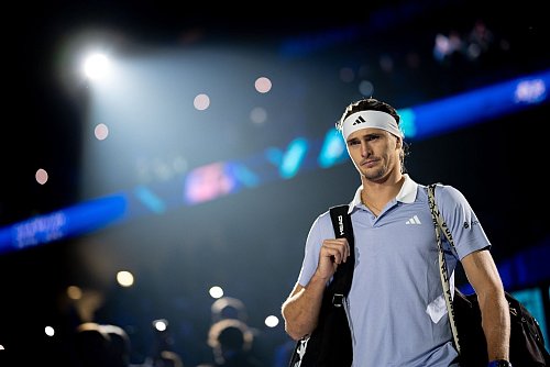 Für ihn geht es schon vor den Feiertagen zur Turniervorbereitung nach Australien: Tennisstar Alexander Zverev. - © Marco Alpozzi/LaPresse via ZUMA Press/dpa