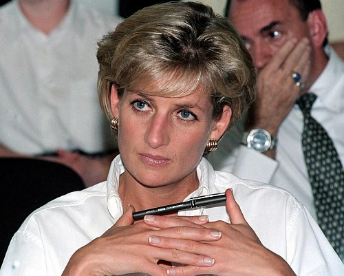 Mit ihrem Interview schockierte Diana über die Grenzen Großbritanniens hinaus. (Archivbild) - © John Stillwell/PA/dpa