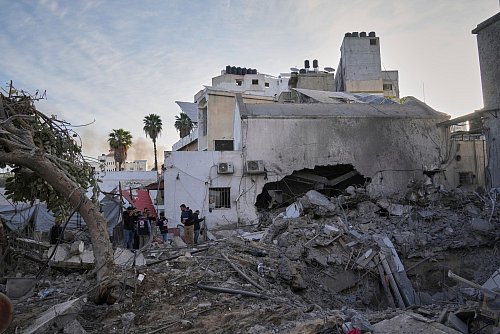Laut WHO wurde das Krankenhaus stark beschädigt. (Archivbild) - © Jehad Alshrafi/AP/dpa