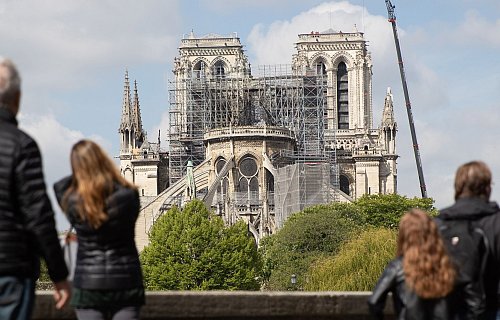 Barbara Schock-Werner war Koordinatorin der deutschen Hilfe für den Wiederaufbau von Notre-Dame. (Archivbild) - © Marcel Kusch/dpa