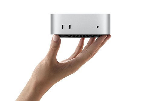Passt in viele Taschen: Die kompaktere Form macht den neuen Mac mini zu einem wirklich portablen Desktop-Computer. - © Apple Inc./dpa-tmn