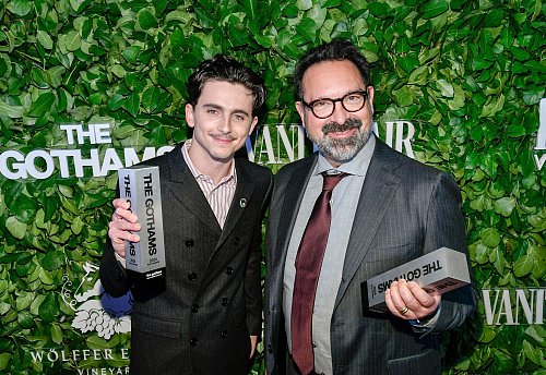 Timothée Chalamet und Regisseur James Mangold bei der Pressetour zu ihrem neuen Film. - © Evan Agostini/Invision via AP/dpa