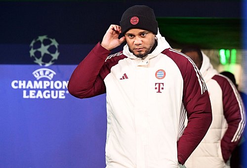 Trainer Vincent Kompany hat mit seinem Team die Auswärtsmisere beendet. - © Sven Hoppe/dpa