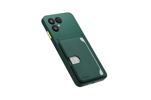 Praktisch ist auch der Kartenhalter am Fairphone 6. - © Fairphone/dpa-tmn