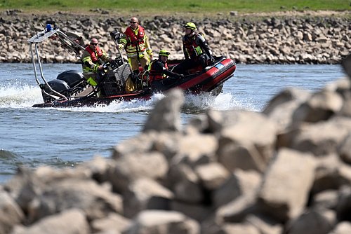 Suche nach Vermisstem im Rhein beendet - © Federico Gambarini/dpa