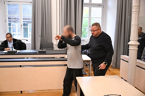 In seiner Aussage spricht er von Eingebung und Gottes Stimme. - © Felix Kästle/dpa