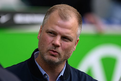 Viele seiner Spieler eilen von einem Highlight zum nächsten: VfB-Sportvorstand Fabian Wohlgemuth. - © Swen Pförtner/dpa