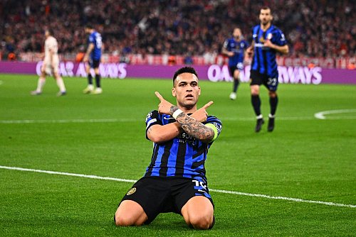 Lautaro Martinez trifft zum 1:0 für Inter Mailand. - © Tom Weller/dpa