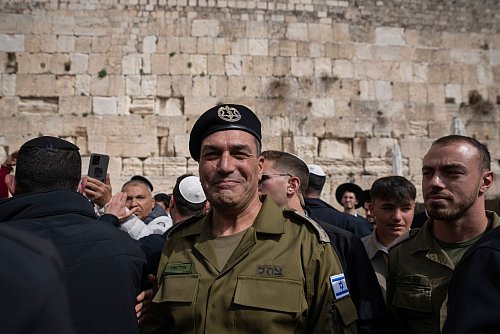 Auch Armeechef Zamir soll vor der geplanten Einnahme der Stadt Gaza gewarnt haben. (Archivbild) - © Ohad Zwigenberg/AP/dpa