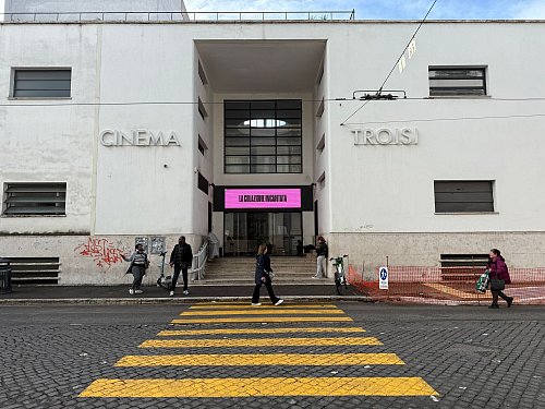 Aus dem Kino «Troisi» ist ein neues Kulturzentrum geworden. - © Christoph Sator/dpa