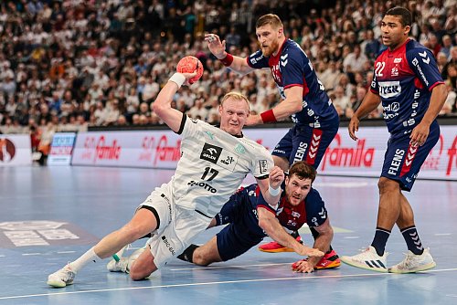 Hofft auf einen Sieg in seinem letzten Bundesliga-Nordderby gegen Flensburg: Kiels Kreisläufer Patrick Wiencek. - © Frank Molter/dpa