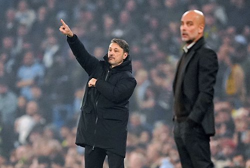 BVB-Coach Niko Kova? (l) verlor mit seiner Mannschaft das Duell gegen das Star-Ensemble von Pep Guardiola. - © Martin Rickett/PA Wire/dpa