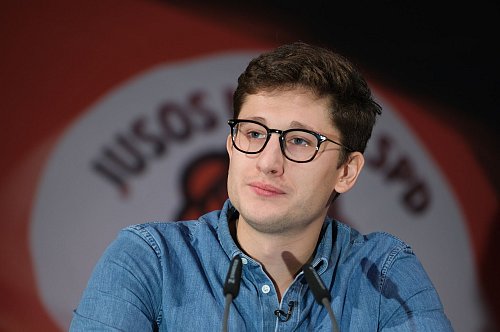 Juso-Chef Türmer geht mit der Parteiführung hart ins Gericht. - © Sebastian Willnow/dpa