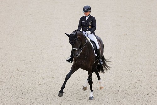 Isabell Werth ritt auf Platz zwei. - © Rolf Vennenbernd/dpa