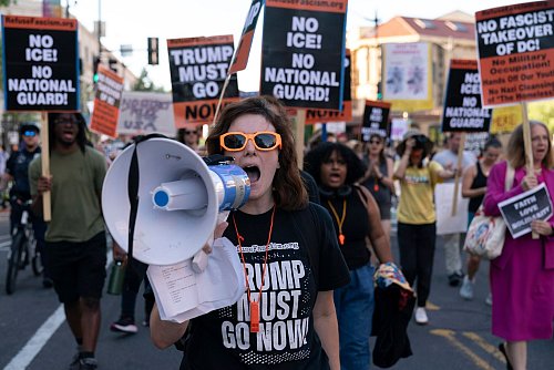 Trumps Vorgehen ist hochumstritten und hat Proteste ausgelöst. (Archivbild) - © Jose Luis Magana/AP/dpa