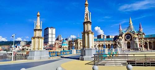 In der Glücksspiel-Enklave wird überall gebaut. - © Carola Frentzen/dpa