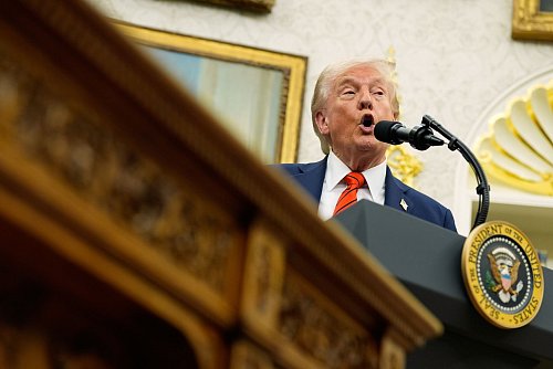 US-Präsident Trump drohte jüngst mit neuen Zöllen gegen China-Importe. (Archivbild) - © Alex Brandon/AP/dpa