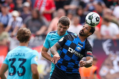 Viktoria Köln zeigte in der zweiten Halbzeit mehr. - © Christoph Reichwein/dpa