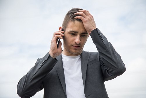 Wie war das noch gleich? Wer sich nach einiger Zeit an einen Tathergang erinnern möchte, hat es ohne Notizen in der Regel schwer. - © Christin Klose/dpa-tmn