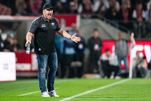 Paderborns Coach Kwasniok - © Marius Becker/dpa