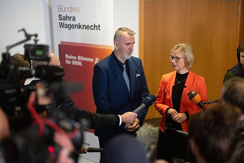 Koalitionsverhandlungen in Thüringen rücken näher. - © Michael Reichel/dpa