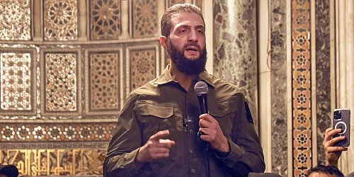 Die Rebellen unter Führung von Ahmed al-Sharaa planten den Umsturz laut einem Bericht seit einem Jahr. (Archivbild) - © Omar Albam/AP/dpa