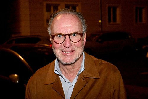 Ex-Bayern-Chef Karl-Heinz Rummenigge formuliert Erwartungen an Trainer Vincent Kompany. - © Felix Hörhager/dpa