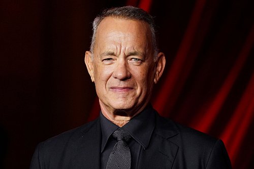 Tom Hanks war zusammen mit Meg Ryan das Traumpaar im Liebesfilmklassiker «Schlaflos in Seattle», der teils auch in New York spielt. (Archivbild) - © Jordan Strauss/Invision/AP/dpa