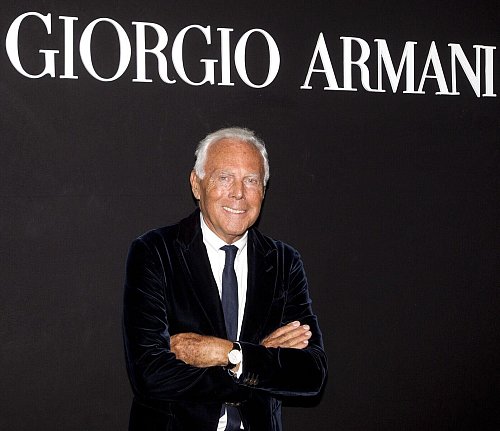 Giorgio Armani ist im Alter von 91 Jahren gestorben. (Archivbild) - © Claudio Peri/ANSA/dpa