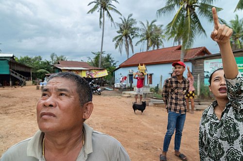 Viele Menschen im Grenzgebiet von Kambodscha haben Angst vor Luftangriffen aus dem Nachbarland. - © Anton L. Delgado/AP/dpa