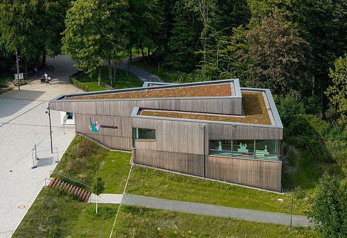 2024 wurde das Besucherzentrum durch NRW-Ministerpräsident Hendrik Wüst (CDU) eröffnet. - © Friso Gentsch/dpa