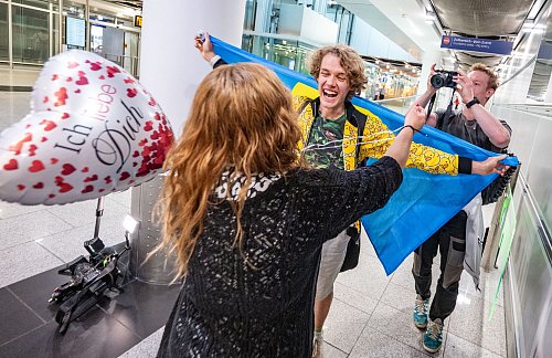 Seine Freundin lernte Luca in Buenos Aires kennen. Sie war zu seinem Erstaunen in Deutschland, als er aus Palau zurückkehrte. «Damit hat mich meine Familie überrascht.» - © Benjamin Westhoff/dpa