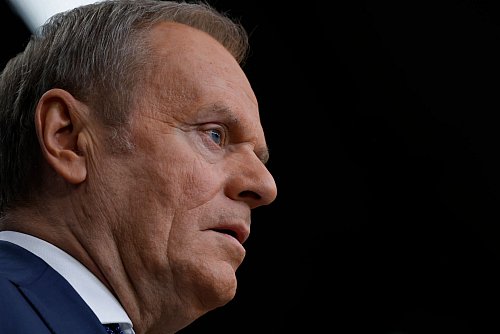 Tusk wird am 11. Juni im Parlament die Vertrauensfrage stellen. (Archivbild) - © Omar Havana/AP/dpa