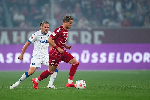 Düsseldorf war dem KSC überlegen, traf aber das Tor nicht. - © Marius Becker/dpa