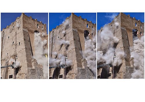 Mehrere Bauarbeiter wurden unter den Trümmern verschüttet. - © Domenico Stinellis/AP/dpa