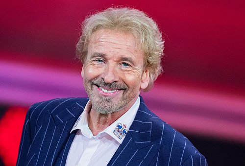 Thomas Gottschalk will sich am Samstag bei RTL von der großen Showbühne verabschieden. Der Moderator hat jüngst seine Krebserkrankung öffentlich gemacht. (Archivbild) - © Rolf Vennenbernd/dpa