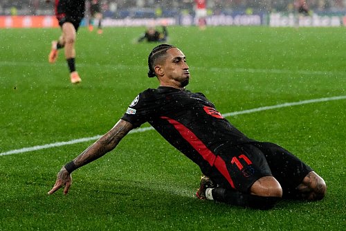 Ein Fußballnacht für die Geschichtsbücher. - © Armando Franca/AP/dpa
