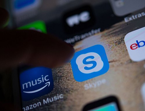Microsoft zieht bei Skype den Stecker. (Archivbild) - © Monika Skolimowska/dpa-Zentralbild/dpa