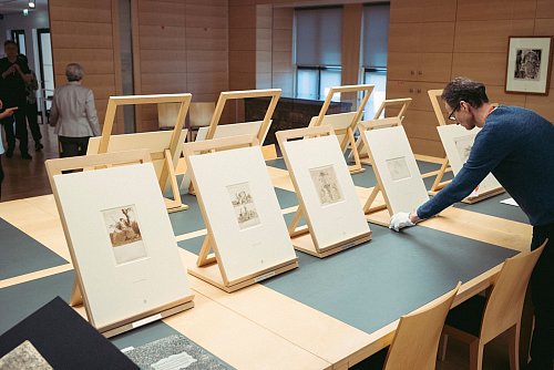 70 originale Zeichnungen, Handschriften und Skizzenbücher von Caspar David Friedrich birgt das Kupferstich-Kabinett in Dresden. - © Sven Döring für DMG/Sven Döring für DMG/dpa