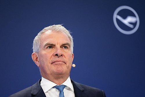 Vorstandschef Spohr will die Lufthansa auf Marge trimmen. - © Lando Hass/dpa
