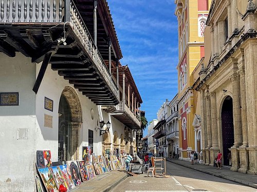 In Cartagenas Altstadt spielt auch García Márquez\\\' Roman «Liebe in den Zeiten der Cholera». - © Manuel Meyer/dpa-tmn