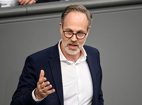 Fiedler sieht in dem NRW-Vorstoß dei Gefahr von Rassismus. (Archivbild) - © Britta Pedersen/dpa
