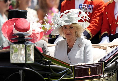 Auch die Royals sind dabei. - © Andrew Matthews/PA Wire/dpa