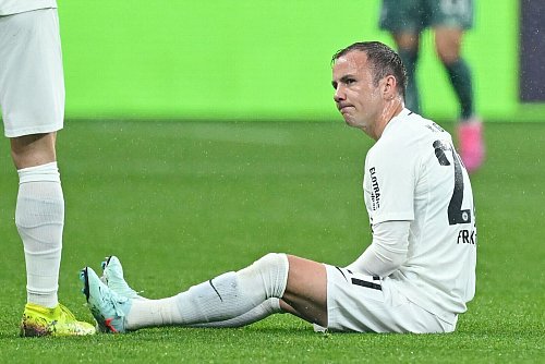 Musste am Donnerstag verletzt raus: Offensivspieler Götze. - © Uwe Anspach/dpa
