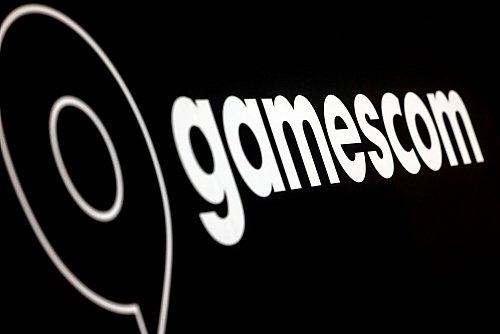 Das Gamescom-Logo wird auch künftig auf dem Kölner Messegelände zu sehen sein. - © Oliver Berg/dpa