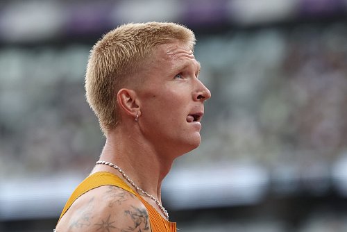1.500-Meter-Läufer Robert Farken belegte einen starken sechsten Platz. - © Oliver Weiken/dpa